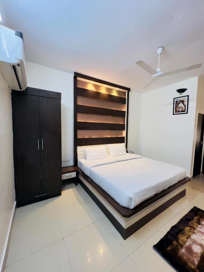Ritumbhara Hotel & Resort Алвар Экстерьер фото