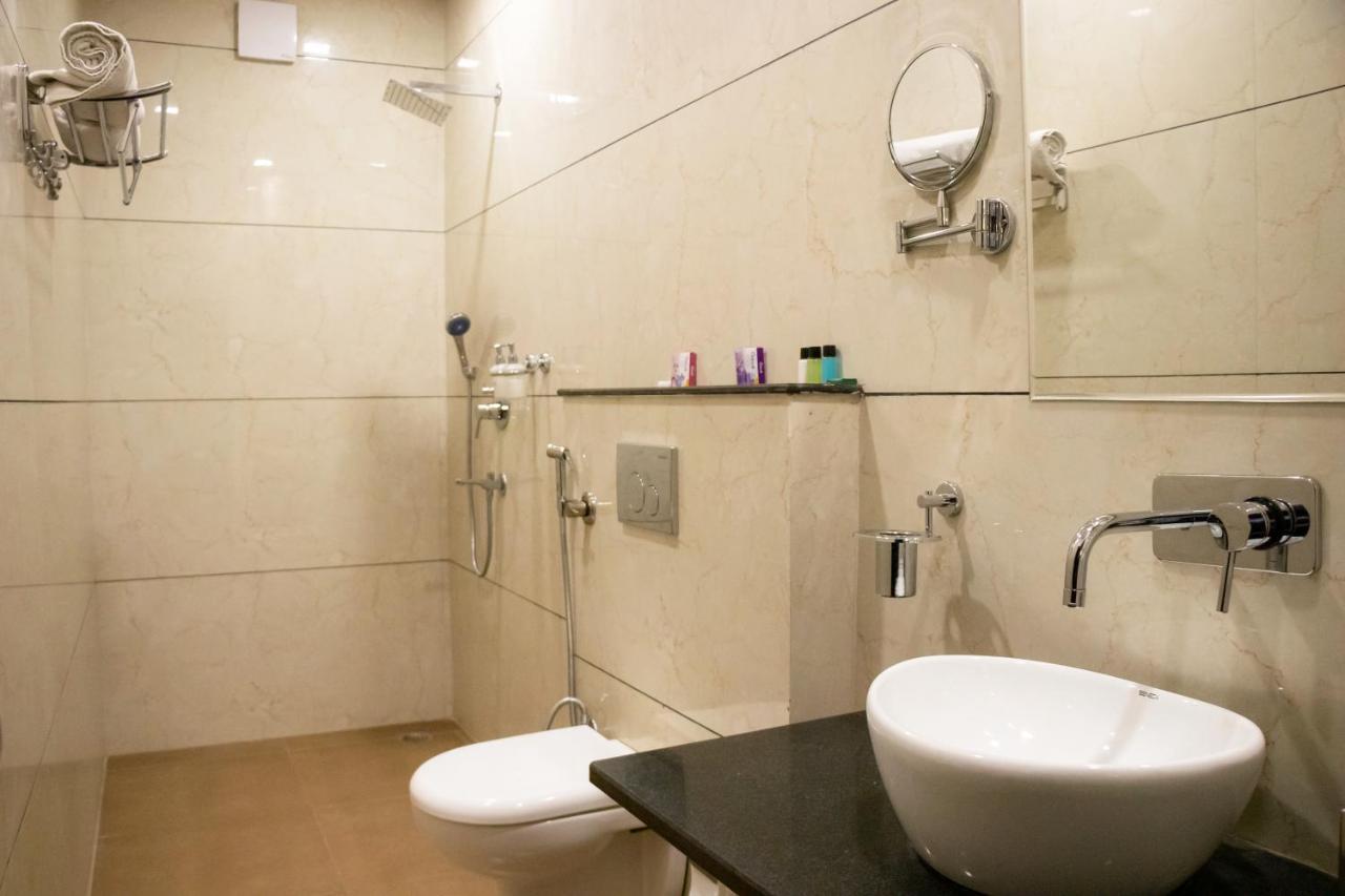 Ritumbhara Hotel & Resort Алвар Экстерьер фото